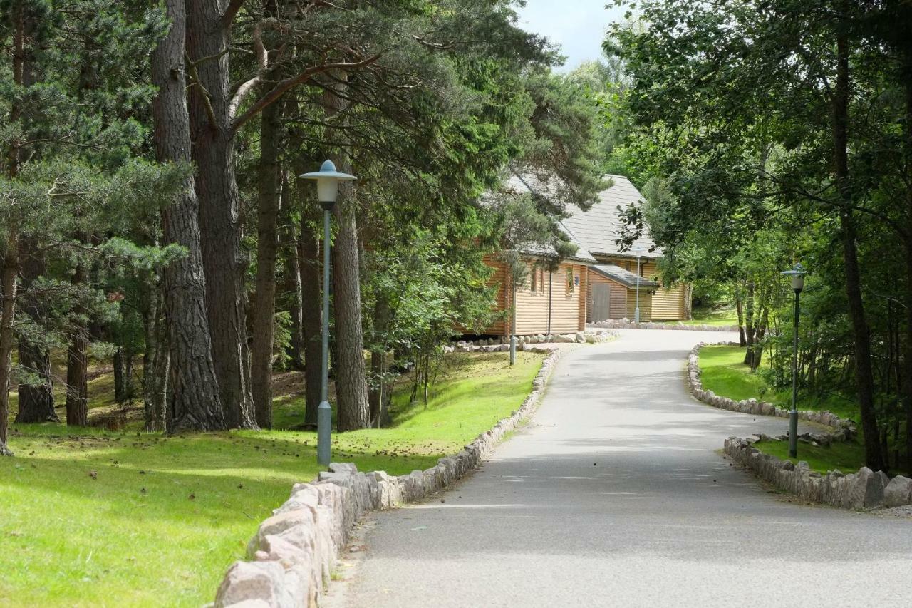 Macdonald Woodland Lodges At Macdonald Aviemore Resort Экстерьер фото